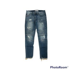 Kancan Jeans Size 5 Estillo Distressed Jeans